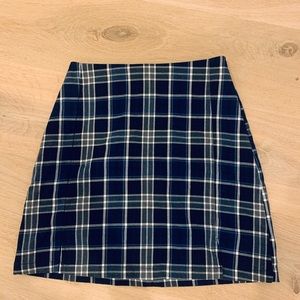 brandy melville plaid skirt
